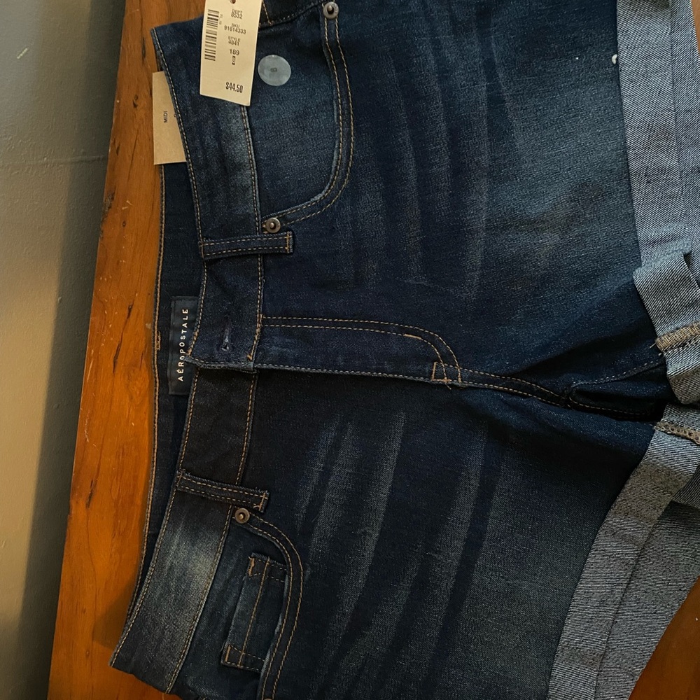 NWT Aeropostale midi style jean shorts size 8
